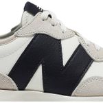 Tênis New Balance 327 Moonbeam Outerspace