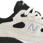 Tênis New Balance Studio FY7 x 992 Cream