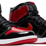 Tênis  Air Jordan 1 Retro High OG Patent Bred