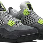 Tênis Air Jordan 4 Retro SE Neon 95