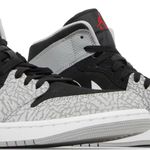 Tênis  Air Jordan 1 Mid SE Elephant Toe