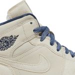 Tênis  Air Jordan 1 Mid SE Sanddrift