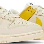 Tênis Nike Dunk Low Banana