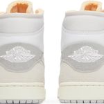 Tênis  Air Jordan 1 Mid SE Inside Out