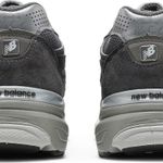 Tênis New Balance Kith x 990v3 Tornado