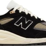 Tênis New Balance Teddy Santis x 990v2 Made in USA Black