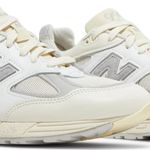 Tênis New Balance Teddy Santis x 990v2 Made in USA Sea Salt