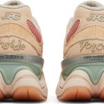 Tênis New Balance Joe Freshgoods x 9060 Penny Cookie Pink