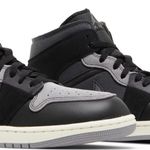 Tênis Air Jordan 1 Mid SE Craft Inside Out - Black