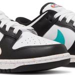 Tênis Nike Dunk Low Multi-Swoosh