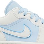 Tênis Air Jordan 1 Low SE Reverse Ice Blue