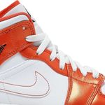 Tênis  Air Jordan 1 Mid SE Electro Orange