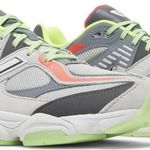 Tênis New Balance DTLR x 9060 Glow