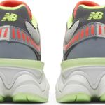 Tênis New Balance DTLR x 9060 Glow