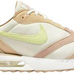 Tênis Nike Air Max Dawn Coconut Milk Citron Tint