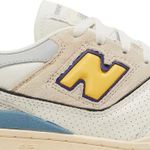 Tênis New Balance 550 White Surf