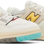 Tênis New Balance 550 White Surf