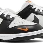 Tênis Nike Dunk Low Mini Swoosh - Black Total Orange