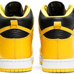 Tênis Nike Dunk High SP Iowa 2020