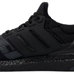 Tênis Adidas Invicto x UltraBoost 1.0 Blackout
