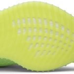 Tênis Adidas Yeezy Boost 350 V2 GID Glow