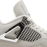 Tênis Air Jordan 4 Retro Frozen Moments