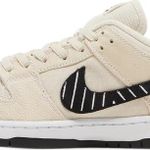 Tênis Nike Albino & Preto x Dunk Low SB Jiu-Jitsu