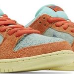 Tênis Nike Dunk Low SB Orange Emerald Rise
