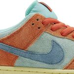 Tênis Nike Dunk Low SB Orange Emerald Rise