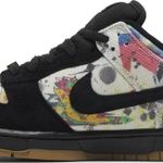 Tênis Nike Supreme x Dunk Low SB Rammellzee