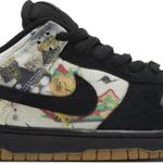 Tênis Nike Supreme x Dunk Low SB Rammellzee