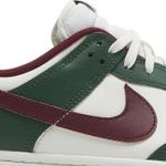 Tênis Nike Dunk Low Gorge Green Team Red