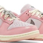 Tênis Nike Dunk Low LX Barbie