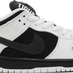 Tênis Nike TIGHTBOOTH x Dunk Low SB