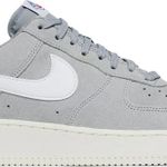 Tênis Nike Air Force 1 Low Athletic Club