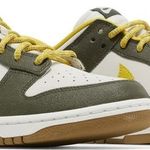 Tênis Nike Dunk Low Premium Cargo Khaki Vivid Sulfur
