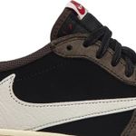Tênis Travis Scott x Air Jordan 1 Low Mocha
