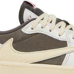 Tênis Travis Scott x Air Jordan 1 Low OG PS Reverse Mocha