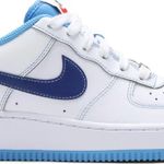 Tênis Nike Air Force 1 White University Blue