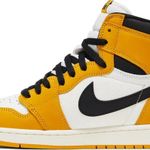 Tênis Air Jordan 1 Retro High OG Yellow Ochre