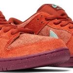Tênis Nike Dunk Low SB Mystic Red