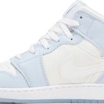 Tênis Air Jordan 1 Mid SE Glitter Swoosh