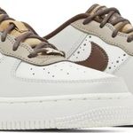 Tênis Nike Air Force 1 LV8 GS Brogue
