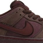 Tênis Nike Dunk Low Premium SB City of Love Collection - Burgundy Crush