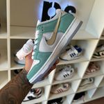 Tênis Nike April Skateboards x Dunk Low SB Turbo Green (PRONTA ENTREGA)