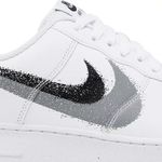 Tênis Nike Air Force 1 '07 Spray Paint Swoosh