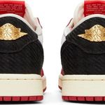 Tênis Trophy Room x Air Jordan 1 Retro Low OG SP Rookie Card - Away