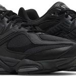 Tênis New Balance 9060 Triple Black Leather