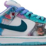 Tênis Nike Futura Laboratories x Dunk Low SB Bleached Aqua
