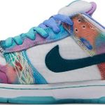 Tênis Nike Futura Laboratories x Dunk Low SB Bleached Aqua